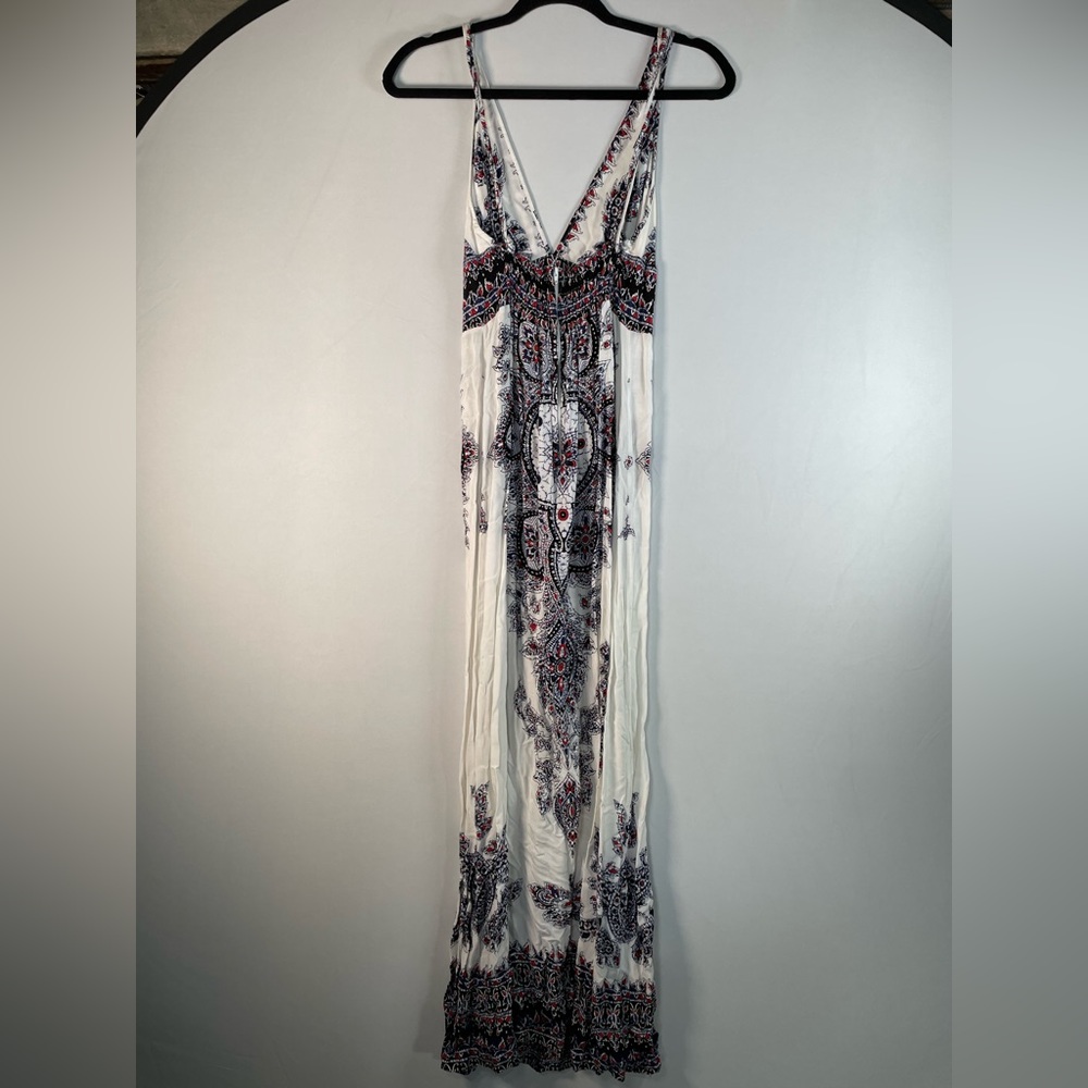 Long patterned dress - Picture 2 of 3